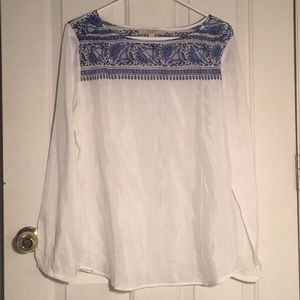 White and Blue Long Sleeve Top